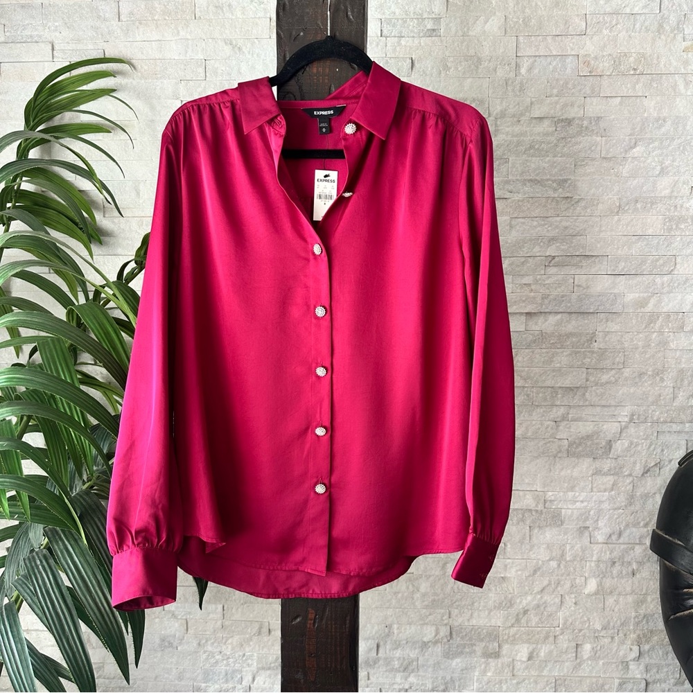 EXPRESS Button Down Sparkle Jewel Embellished Classic Shirt Size M New with tags